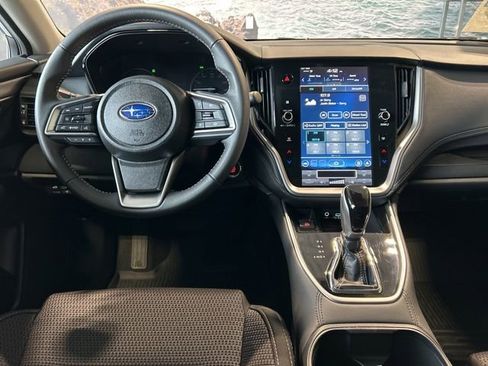 Used 2025 Subaru Outback Premium AWD/4WD image 54