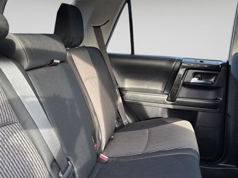 Used 2014 Toyota 4Runner Trail image 11