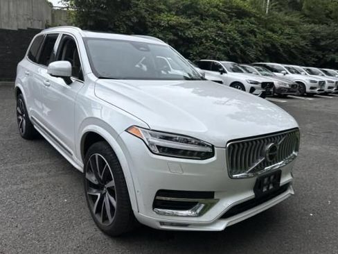 Used 2023 Volvo XC90 B6 Plus w/ Protection Package Premier AWD/4WD image 2