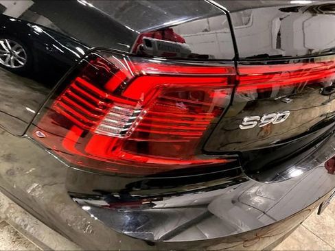 Certified 2023 Volvo S90 B6 Plus w/ Protection Package Premier image 32