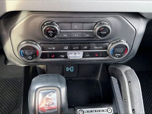 Used 2023 Ford Bronco Big Bend image 15