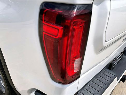 Used 2023 GMC Sierra 1500 Denali Ultimate AWD/4WD image 29