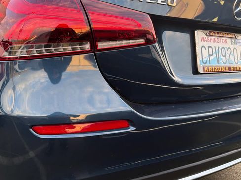 Used 2021 Mercedes-Benz A 220 4MATIC image 13