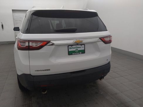 Used 2018 Chevrolet Traverse LT FWD image 6