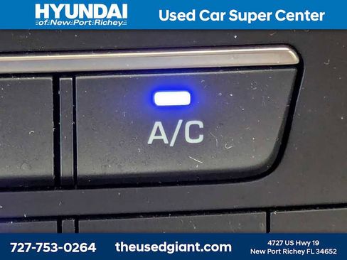 Used 2020 Hyundai Tucson SEL FWD image 25