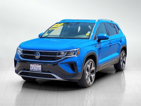 Used 2022 Volkswagen Taos SEL image 8