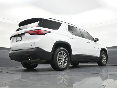 Used 2023 Chevrolet Traverse LT FWD image 26