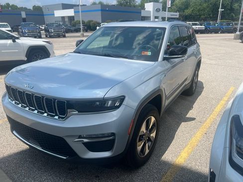 Used 2022 Jeep Grand Cherokee Limited 4xe AWD/4WD image 1