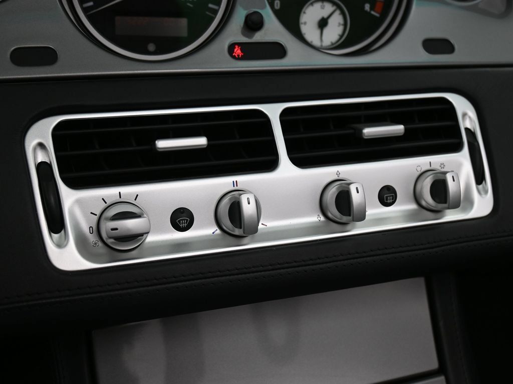 Used 2001 BMW Z8 RWD image 21