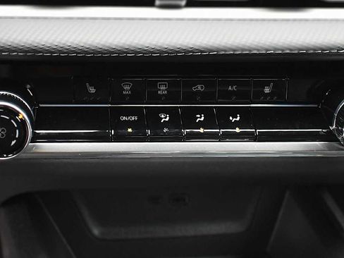 New 2026 Chevrolet Equinox LT image 19