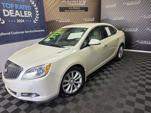 Used 2013 Buick Verano FWD image 2