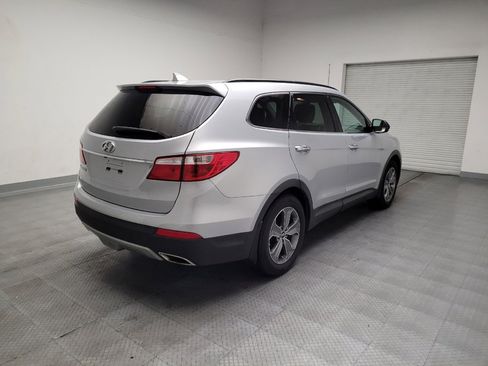 Used 2016 Hyundai Santa Fe SE FWD image 9