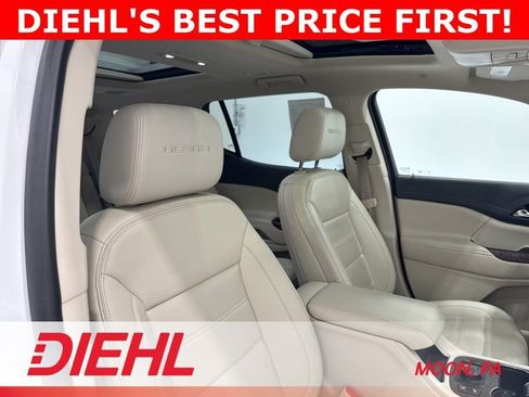 Used 2022 GMC Acadia Denali w/ Denali Ultimate Package AWD/4WD image 11