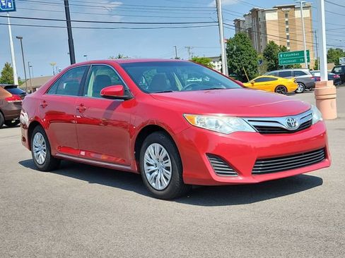 Used 2013 Toyota Camry LE FWD image 7
