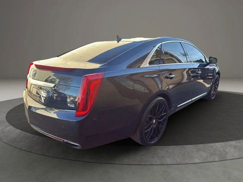 Used 2013 Cadillac XTS Platinum w/ Driver Assist Package image 5