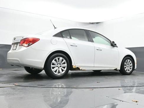 Used 2011 Chevrolet Cruze LT image 44
