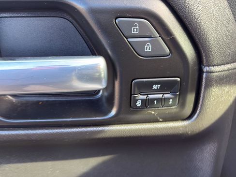 Used 2022 Chevrolet Silverado 1500 LTZ w/ LTZ Premium Package image 16