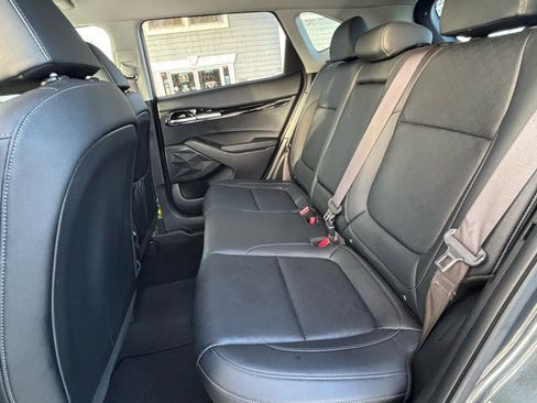 Used 2023 Kia Seltos SX image 25