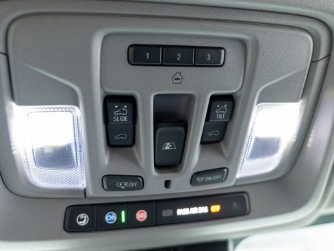 Used 2024 Chevrolet Silverado 2500 LTZ w/ LTZ Convenience Package AWD/4WD image 54