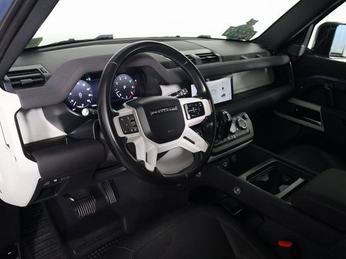Used 2023 Land Rover Defender 110 SE AWD/4WD image 7