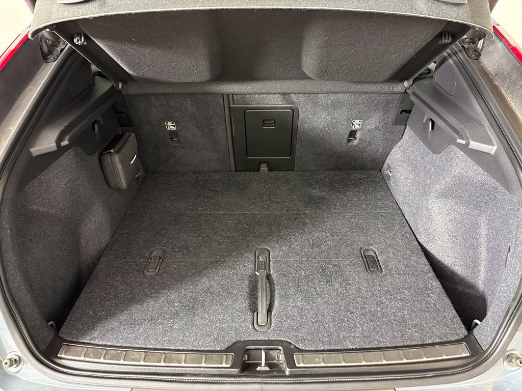 Used 2023 Volvo C40 P8 Recharge Ultimate w/ Protection Package Premier AWD/4WD image 34