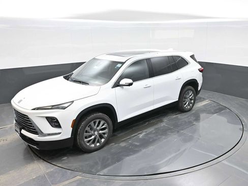 New 2026 Buick Enclave Preferred image 23