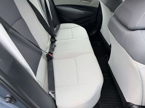 Used 2022 Toyota Corolla LE image 18