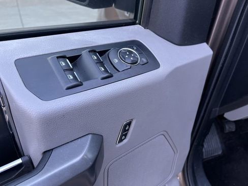 Used 2015 Ford F150 XLT w/ Equipment Group 302A Luxury image 24