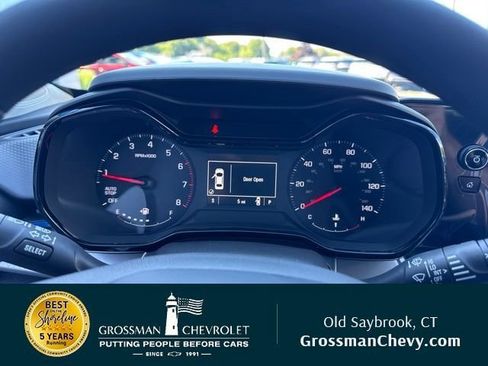 New 2026 Chevrolet Trax LS w/ LS Convenience Package FWD image 13