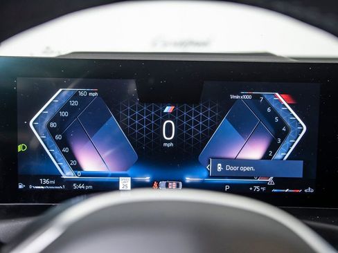 Used 2024 BMW 330i Sedan w/ M Sport Package image 25