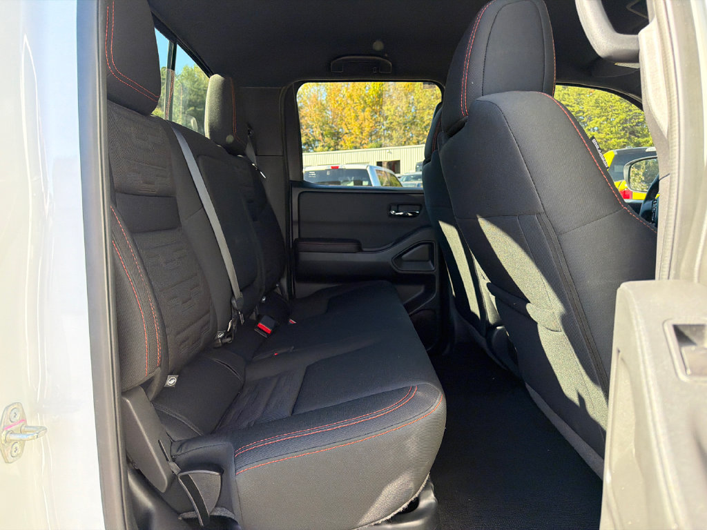 Used 2023 Nissan Frontier Pro-X w/ Tow Package RWD image 15