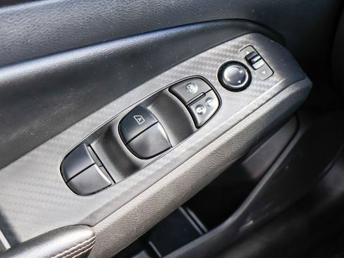 Used 2025 Nissan Altima 2.5 SV FWD image 16