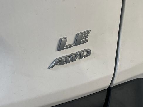 Used 2024 Toyota RAV4 LE image 8