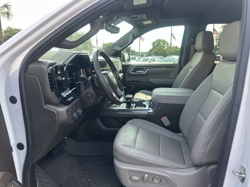 Used 2024 Chevrolet Silverado 1500 LTZ w/ LTZ Premium Package AWD/4WD image 16
