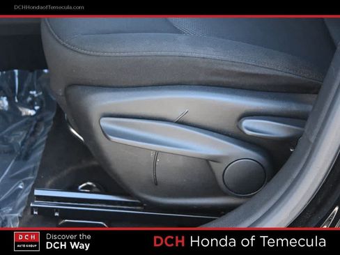 Used 2022 Jeep Renegade Sport w/ Sport Appearance Group image 17