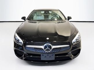 Used 2017 Mercedes-Benz SL 550 video 2