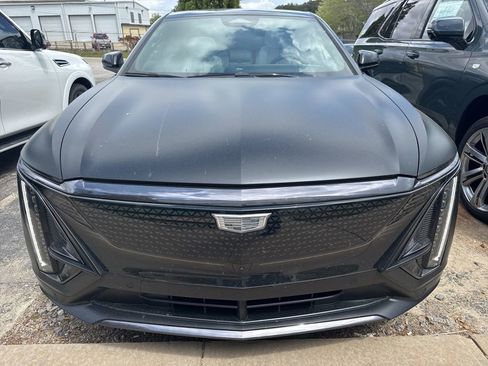 Certified 2026 Cadillac Lyriq Sport image 2