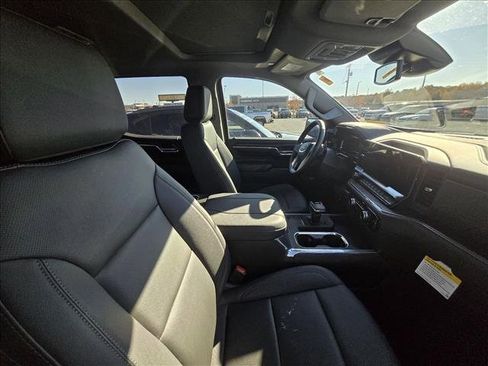 Used 2025 GMC Sierra 1500 SLT w/ SLT Premium Plus Package image 3