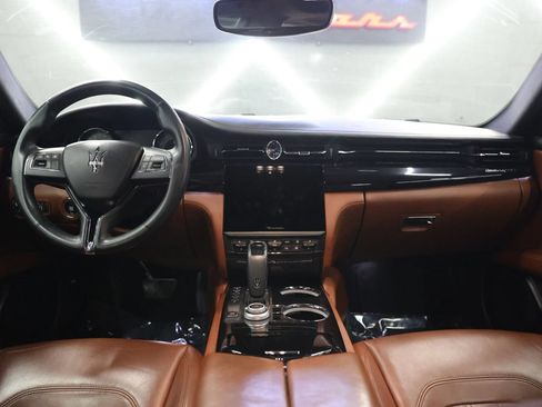 Used 2021 Maserati Quattroporte S RWD image 24