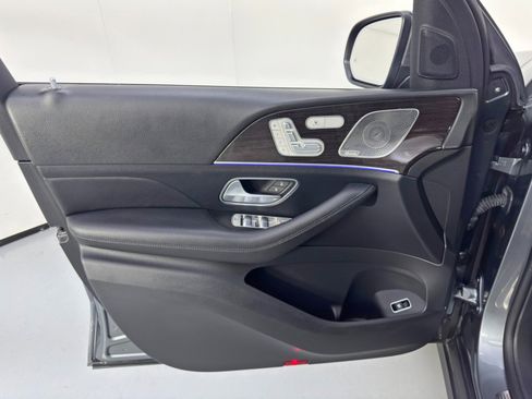 Used 2021 Mercedes-Benz GLE 350 w/ Premium Package image 46