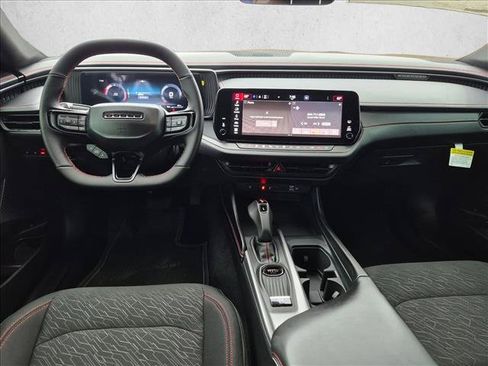 New 2026 Dodge Charger R/T AWD/4WD image 15