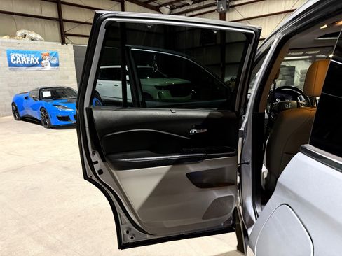 Used 2018 Honda Pilot Elite image 15