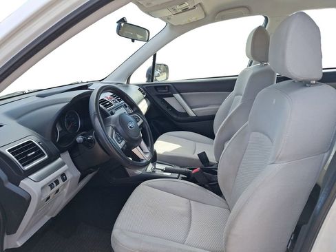 Used 2018 Subaru Forester 2.5i w/ Alloy Wheel Package image 10