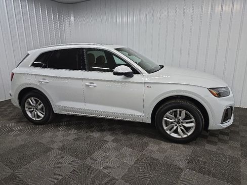 Used 2024 Audi Q5 2.0T Premium AWD/4WD image 1