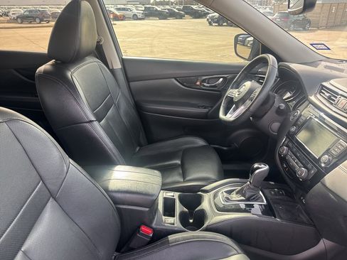 Used 2020 Nissan Rogue SL image 13