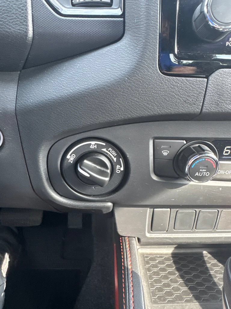 Used 2024 Nissan Frontier PRO-4X w/ Off-Road Protection Package AWD/4WD image 31