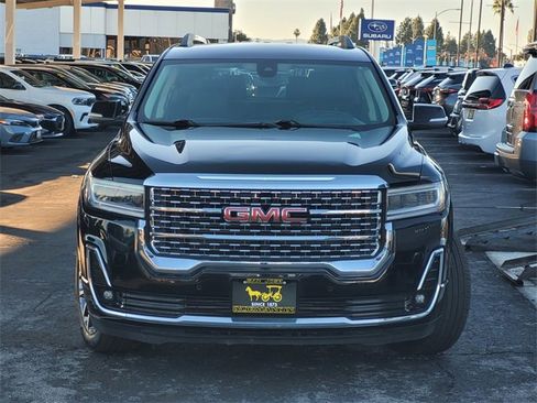 Used 2023 GMC Acadia Denali image 2