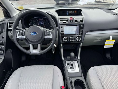 Used 2018 Subaru Forester 2.5i Premium image 17