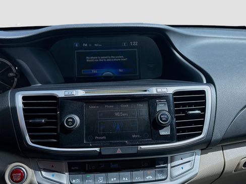 Used 2015 Honda Accord EX-L image 12