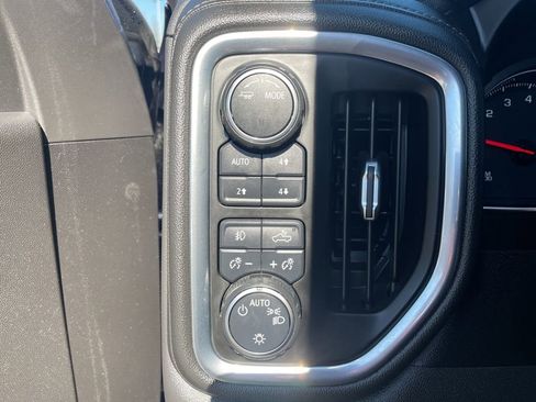 Used 2021 Chevrolet Silverado 1500 LT Trail Boss AWD/4WD image 25